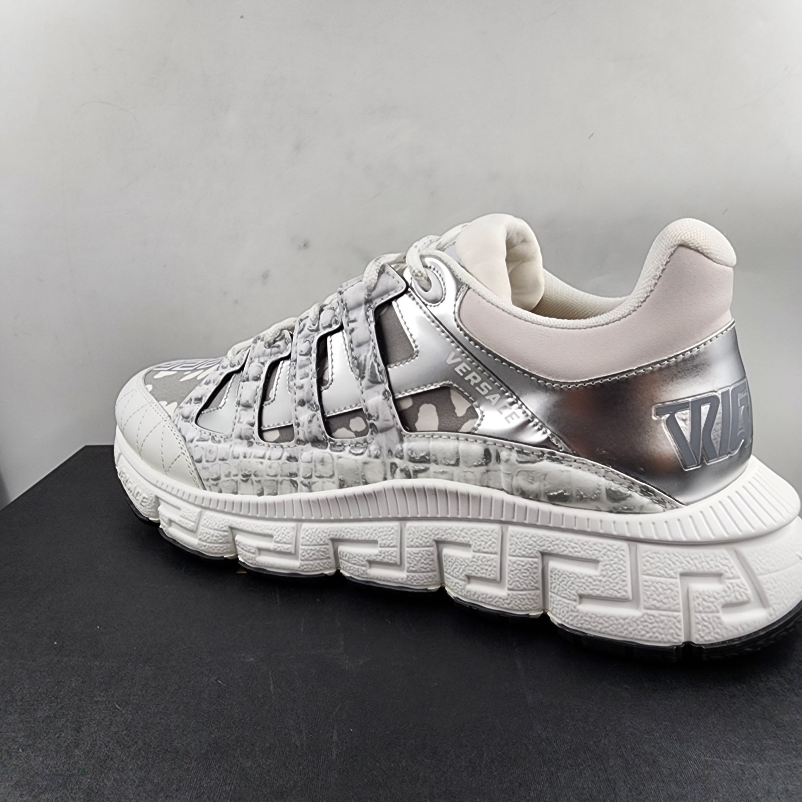 Versace Trigeca Low Top Sneakers Men's 45/12US White/Gray Mix Print Lace Up - Picture 15 of 22