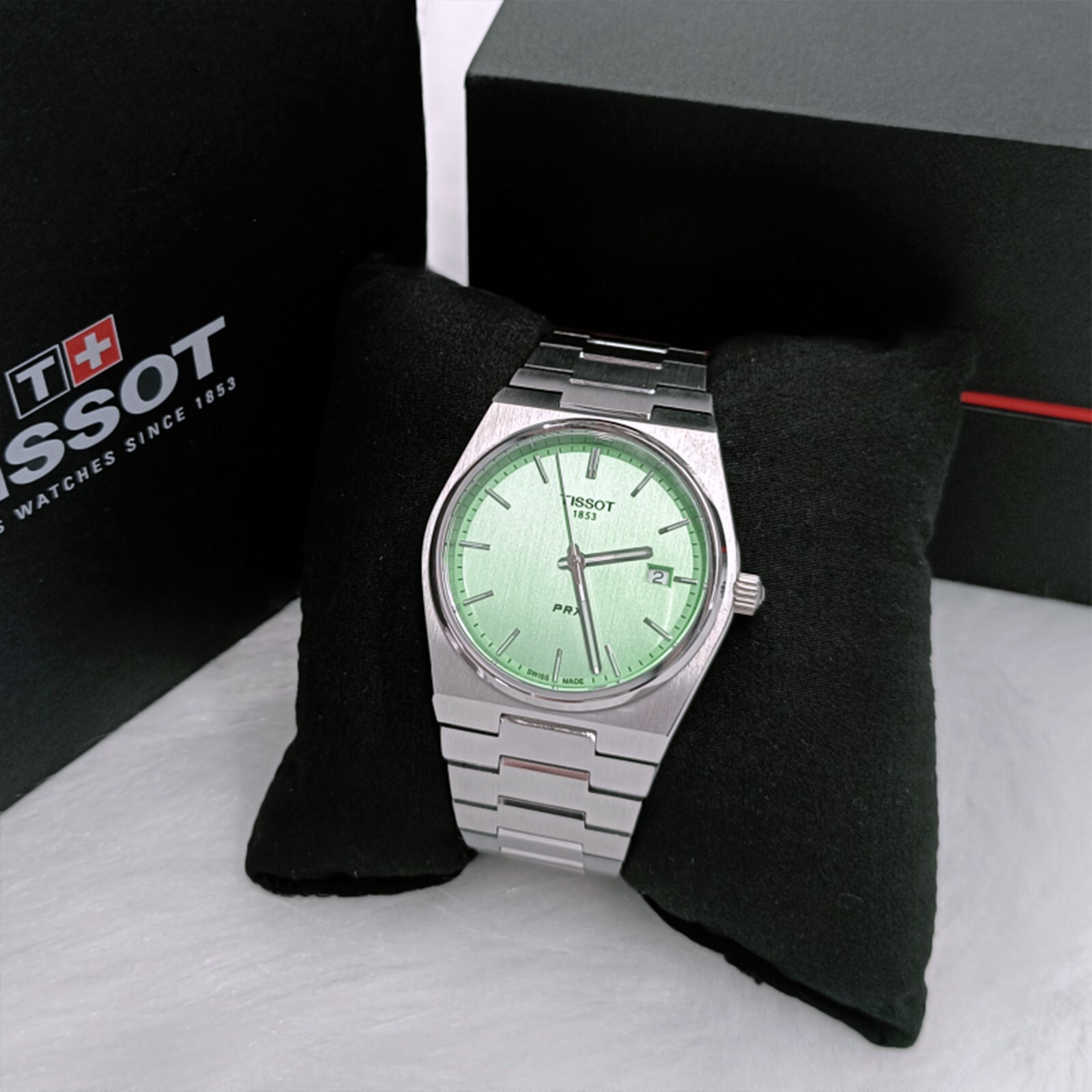 Pre-owned Tissot Men  Classic Prx/316l Mint Green Quartz Watch T137.410.11.091.01 (40mm)