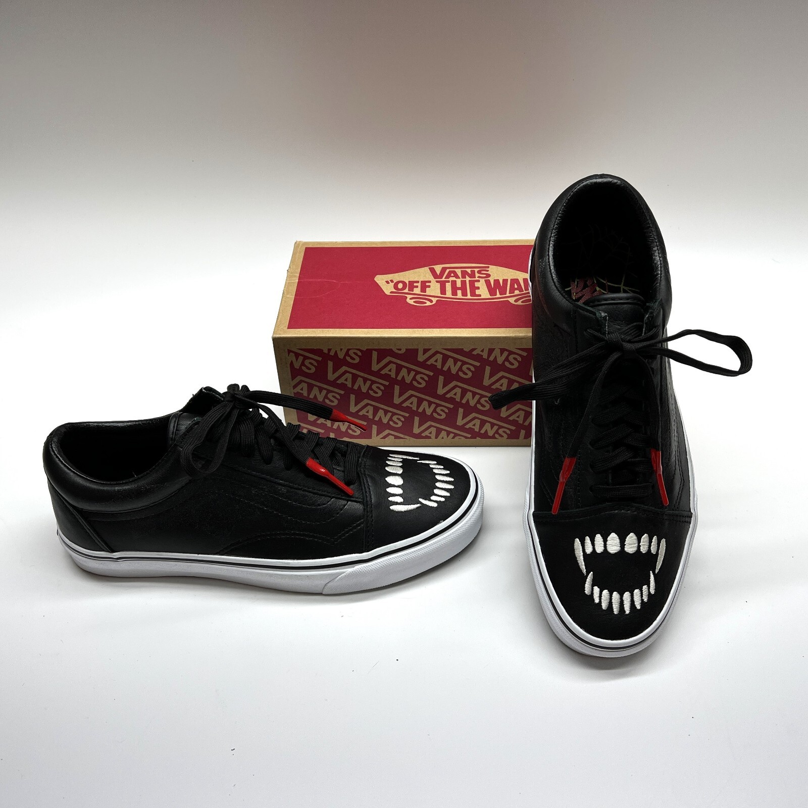 Vans Fangs Old Skool School Vampire Bat Halloween Shoes
