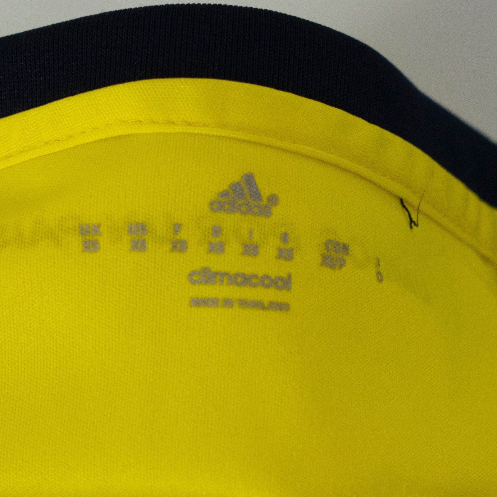 Womens adidas Federacion Columbiana De Futbol Yellow Soccer Jersey Size XS