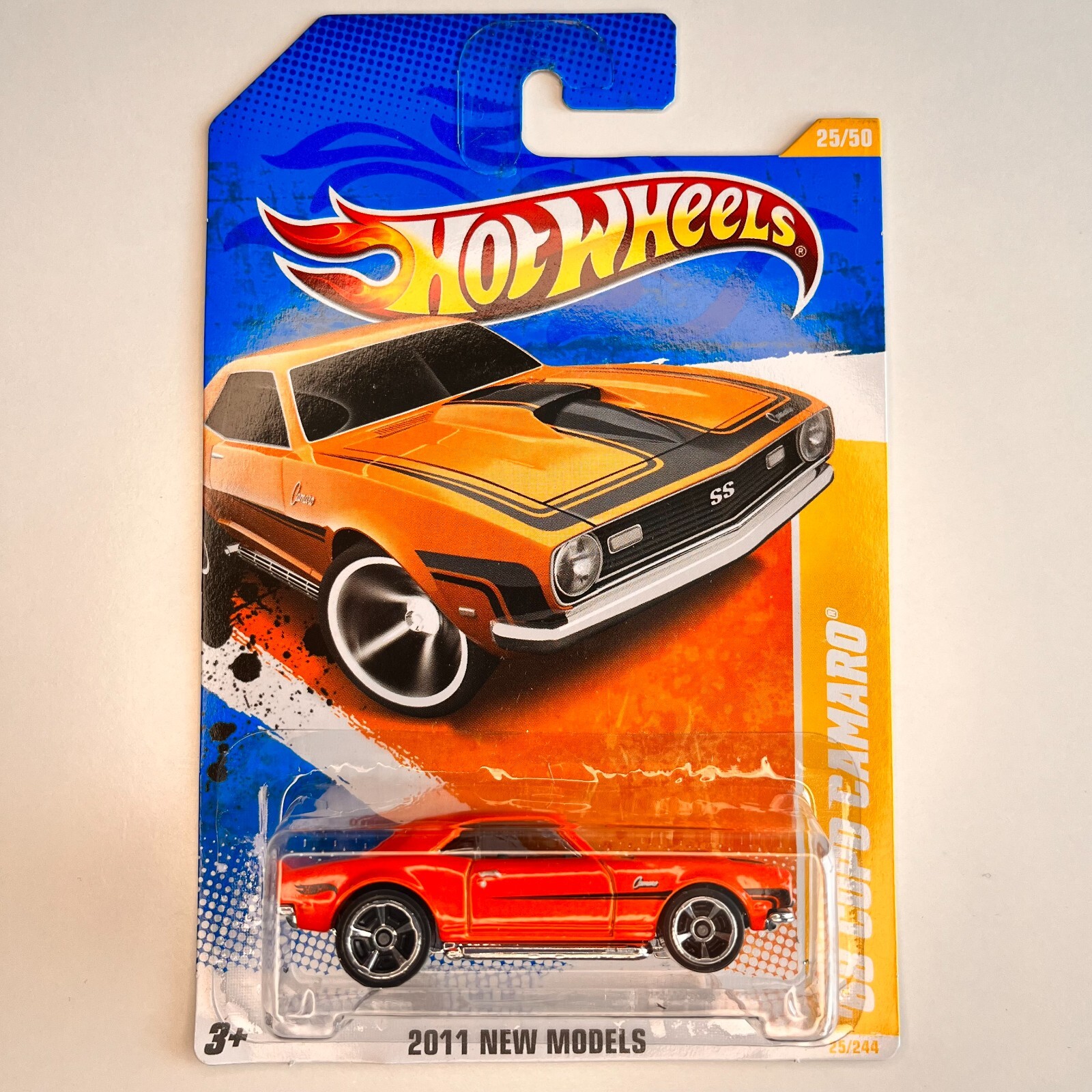 ホットウィール Classics 1/18 '68 カマロ HotWheels CAMARO 20(乗用車