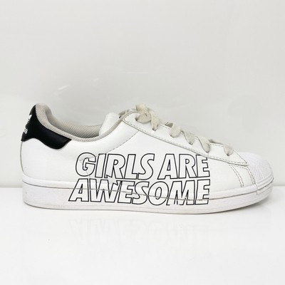 

Adidas Girls Superstar FW0815 Белая повседневная обувь Кроссовки Размер 5.5, Белый, Superstar X Girls Are Awesome