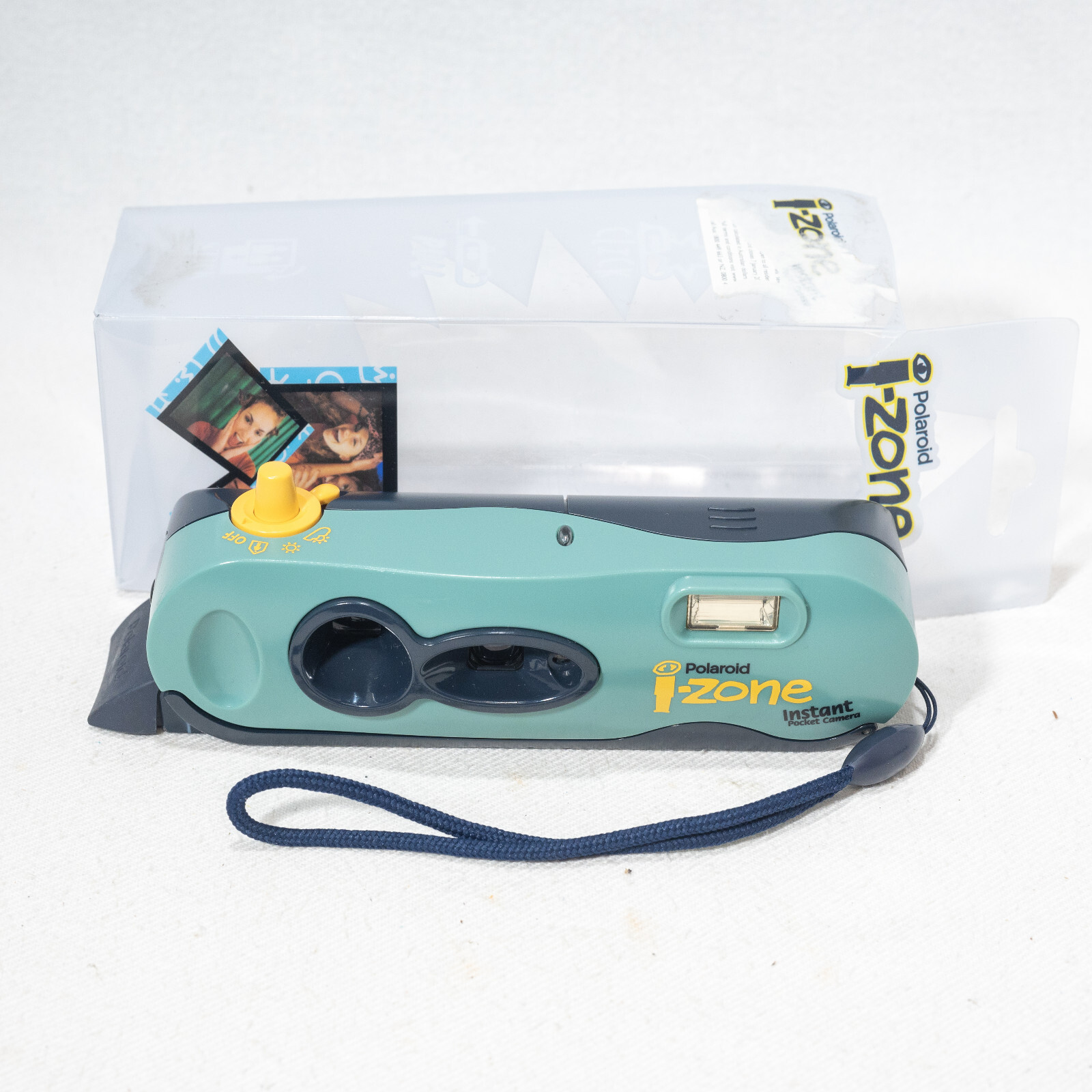 Polaroid i-Zone Instant Pocket Camera - Working & Tested Polaroid i-Zone Instant Pocket Camera - Working & Tested