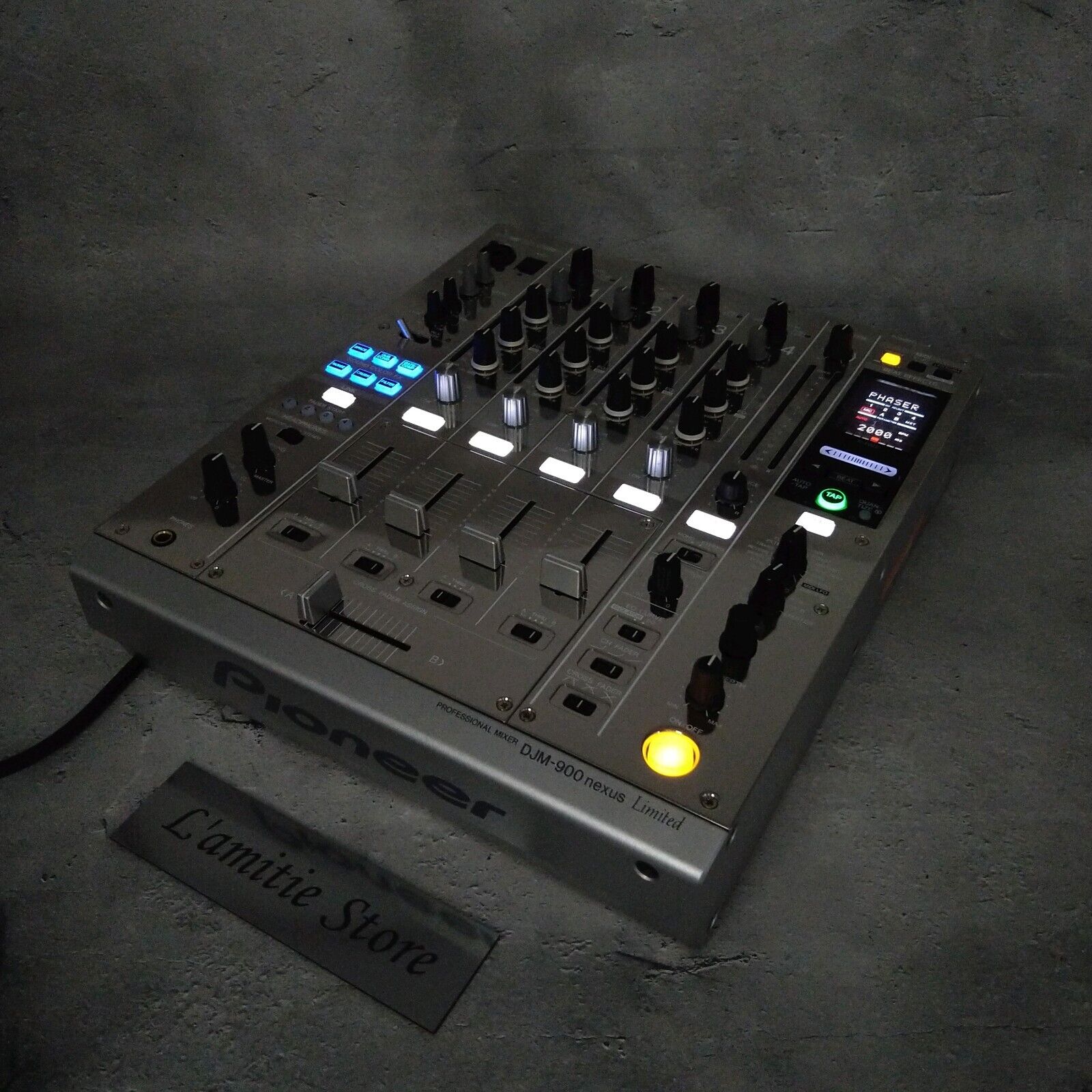 Pioneer DJM-900NXS-M Limited Mirror Platinum DJ Mixer Pioneer DJM-900NXS-M Limited Mirror Platinum DJ Mixer