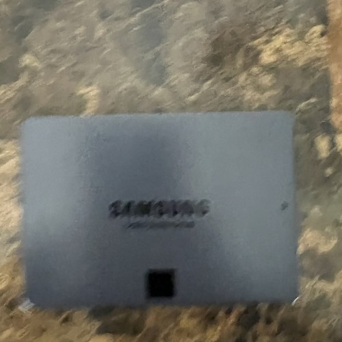 SAMSUNG 870 QVO SATA III 2.5