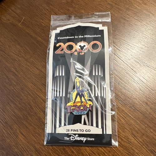Disney COUNTDOWN 2000 BADGE　21種類 Disney COUNTDOWN 2000 BADGE 21種類 Disney Countdown 2000