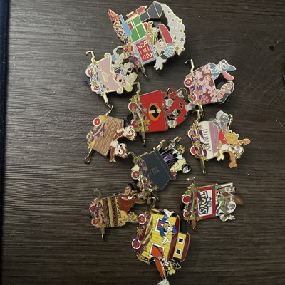 Disney Character Train Mystery Tin 2007 Full Set 10 Pins Hong Kong Version