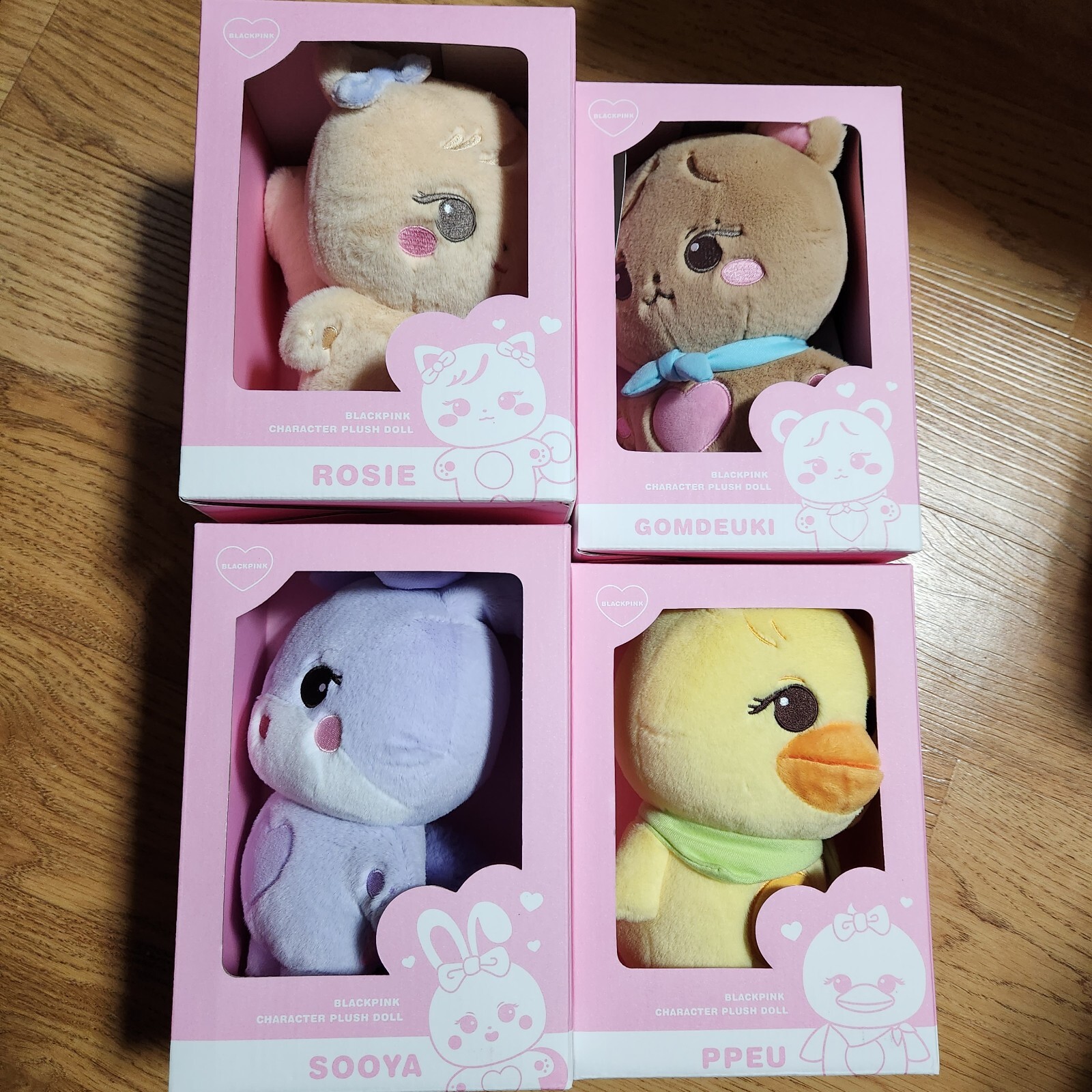 ブラックピンク CHARACTER PLUSH DOLL SOOYA ジス
