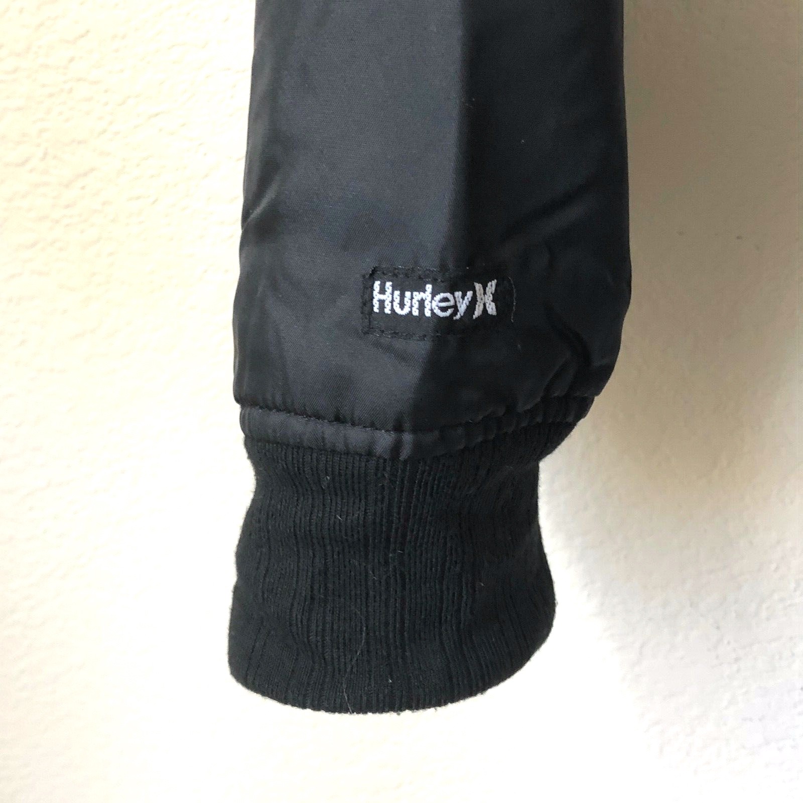 Hurley Kids Size XL Jacket Spell Out Sleeve Water Repellent Winter Jacket, Black