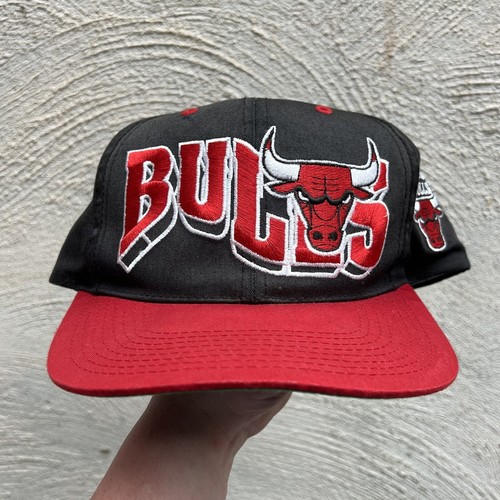CHICAGO BULLS ヴィンテージ キャップ ホワイト/ブラック Chicago Bulls Mitchell & Ness 1997 NBA Champions White