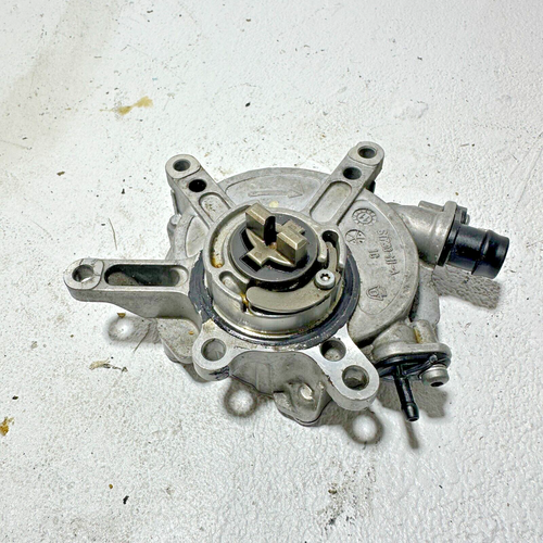 Engine Motor Vacuum Pump 85K Miles Mercedes S550 2012 OEM