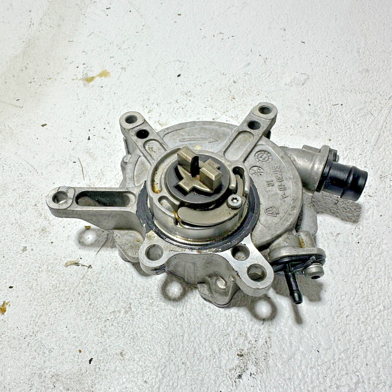 Used Engine Motor Vacuum Pump 85K Miles Mercedes S550 2012 OEM