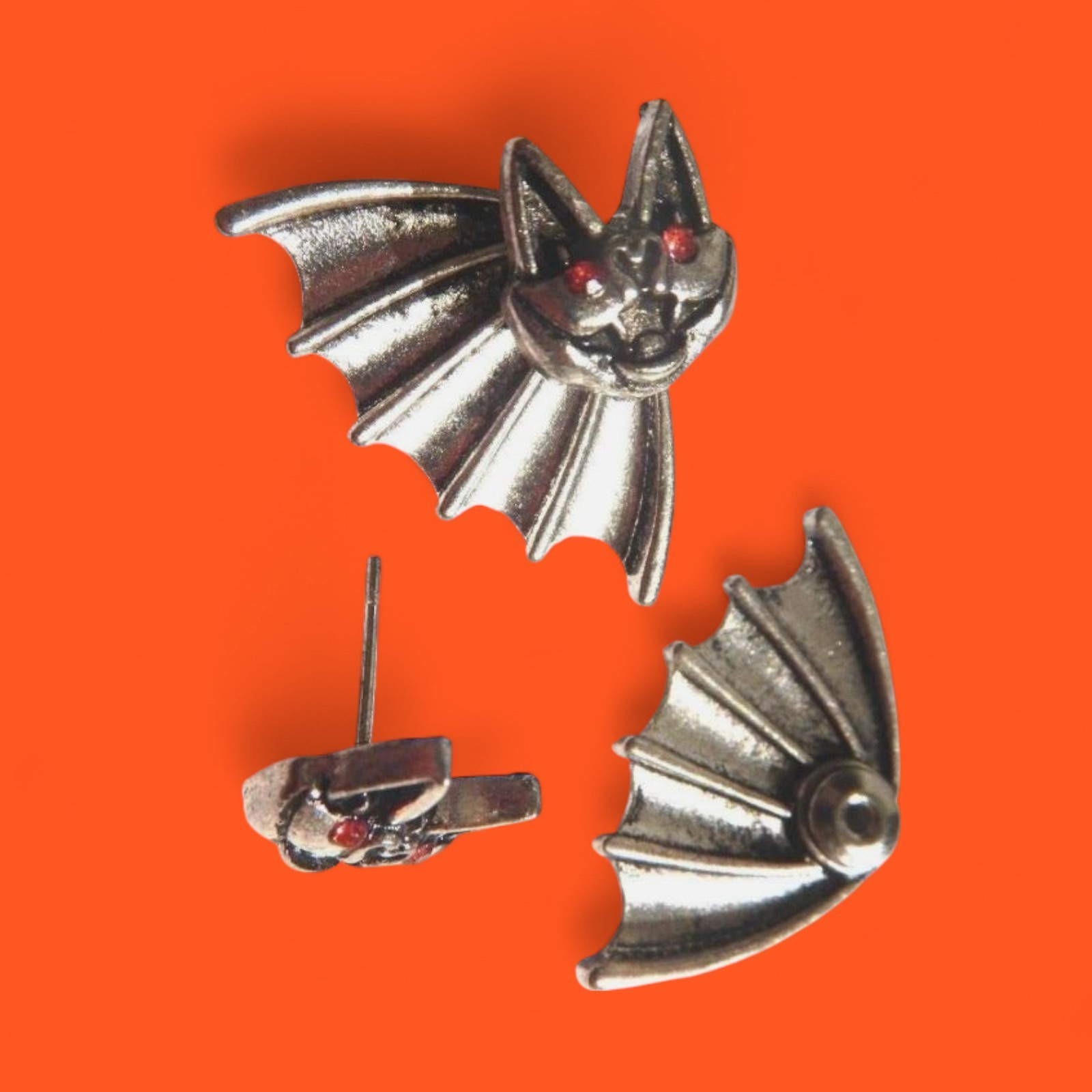 MAGICAL DESIGN シルバーピアス　コウモリ　BAT EARRING コウモリのシルバーピアス（両耳）-GINNEZU