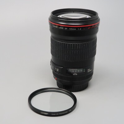 Canon 135mm f/2 L USM EF Mount with Caps