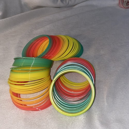 3x Spring Toys