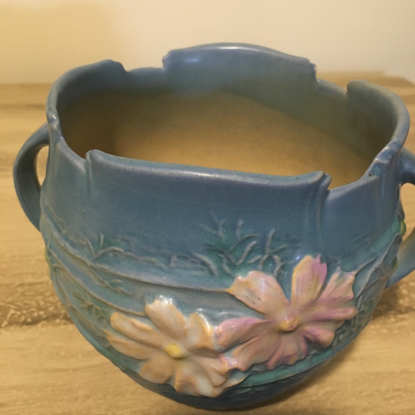 Roseville Art Pottery Cosmos Double Handled Jardiniere Bowl 649-4 Blue