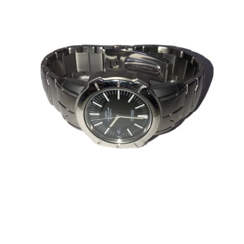 MEN'S SEIKO KINETIC (5M42-0G60) 100M 10-BAR WATER RESISTANT MEN'S SEIKO KINETIC (5M42-0G60) 100M 10-BAR WATER RESISTANT