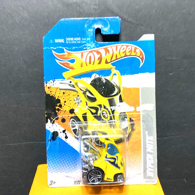 2011 Hot Wheels HYPER MITE HW Video Game Heroes Yellow