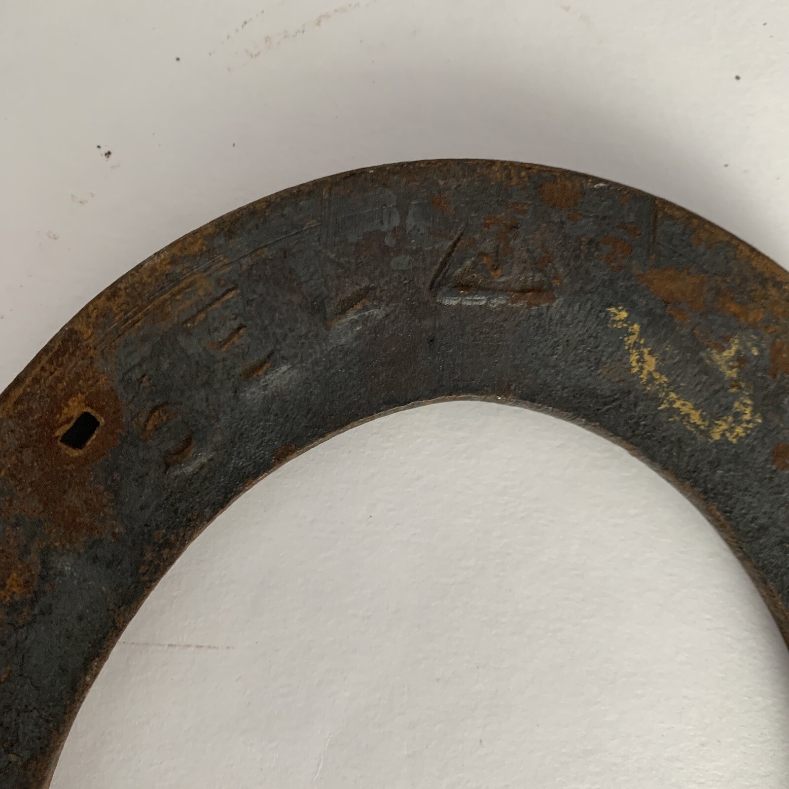 3 Rustic Horseshoes Rusted Horse Shoes Steampunk Wedding Decor Crafting