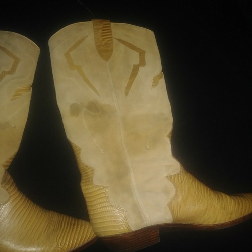 Chilis Women's Lizard Skin Boots 8.5 tan suede w/lizard skin on toe & heel