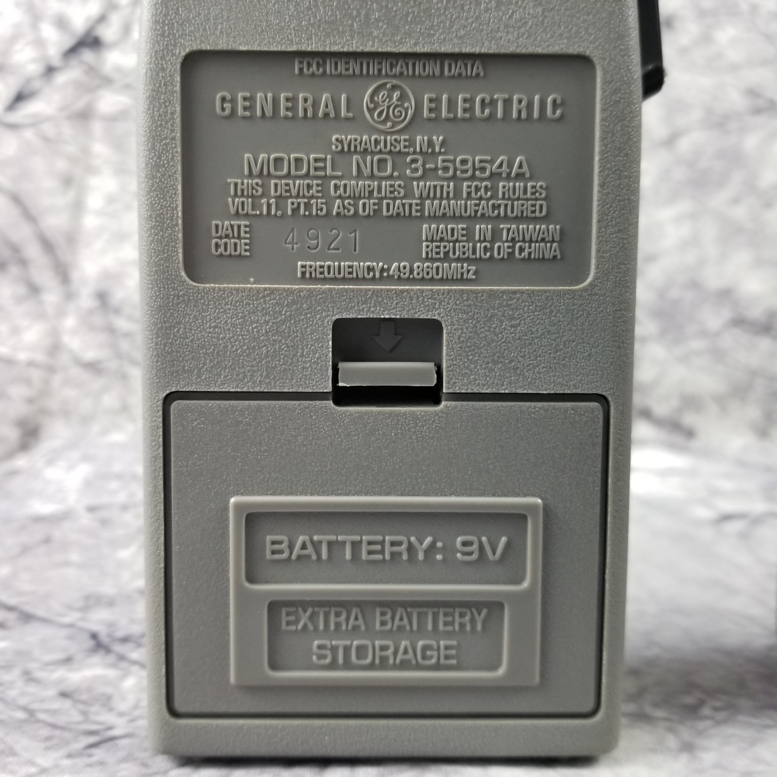 Vintage General Electric Portable Walkie Talkie Radios Morse Code Model 3 5954A