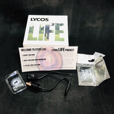 LYCOS Life Fitness Activity Tracker  Wristband White Interactive  Smart Activity