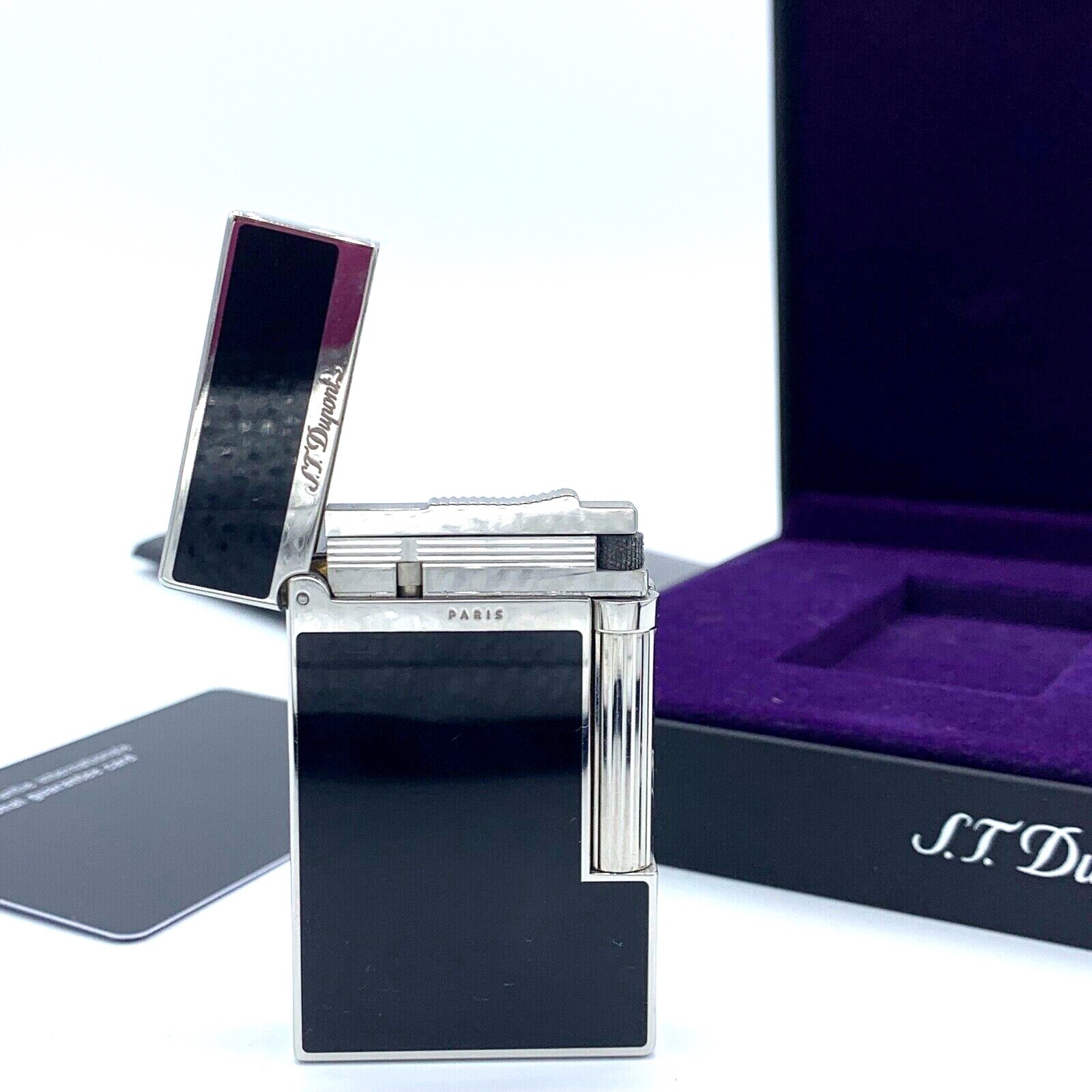 Vintage S.T. Dupont Paris 16296 Palladium Black Lacquer Lighter 37x62