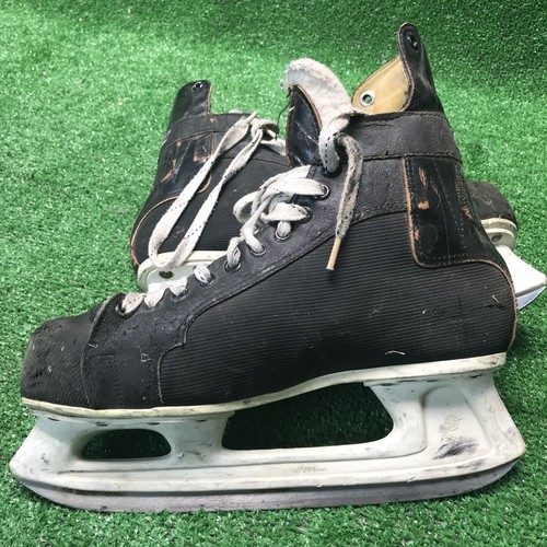 Vintage 1979 CCM Super Tacks Mens Ice Hockey Skates, Size 10.5 Rare