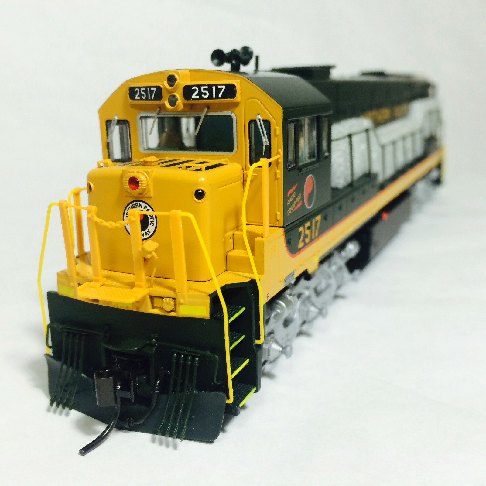Korea Brass HO 1/87 Scale GE U25C U252011 Northern Pacific Korea Brass HO 1/87 Scale GE U25C U252011 Northern Pacific