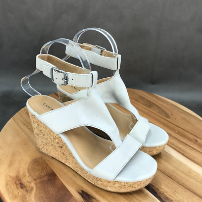 Gray wedge best sale sandals