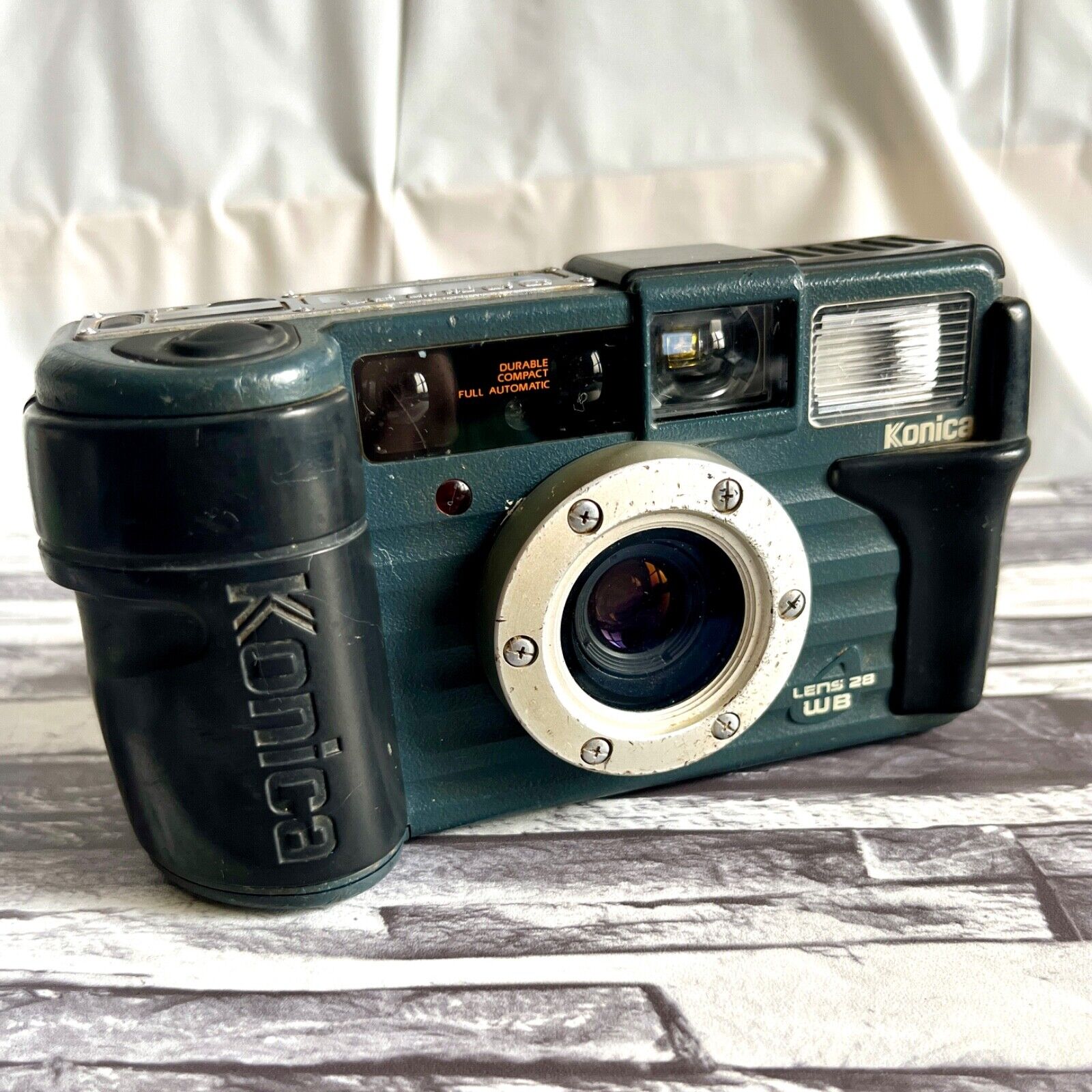 Konica GENBA KANTOKU 28 WB Point & Shoot Film Camera From Konica GENBA KANTOKU 28 WB Point & Shoot Film Camera From