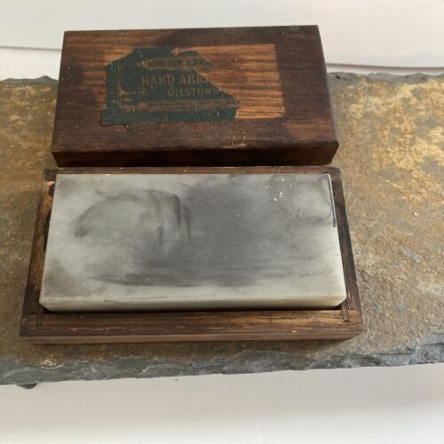 Vintage Norton Abrasives Hard Arkansas Oilstone w/Wood Box