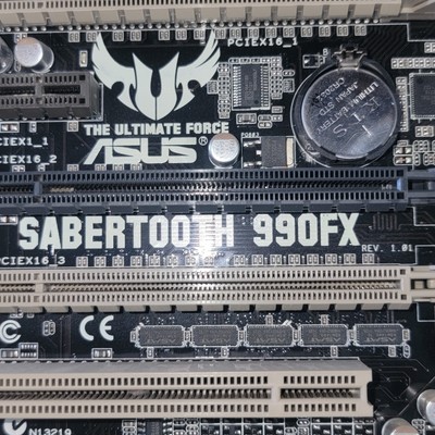 ASUS SABERTOOTH 990FX, AM3+, AMD Motherboard