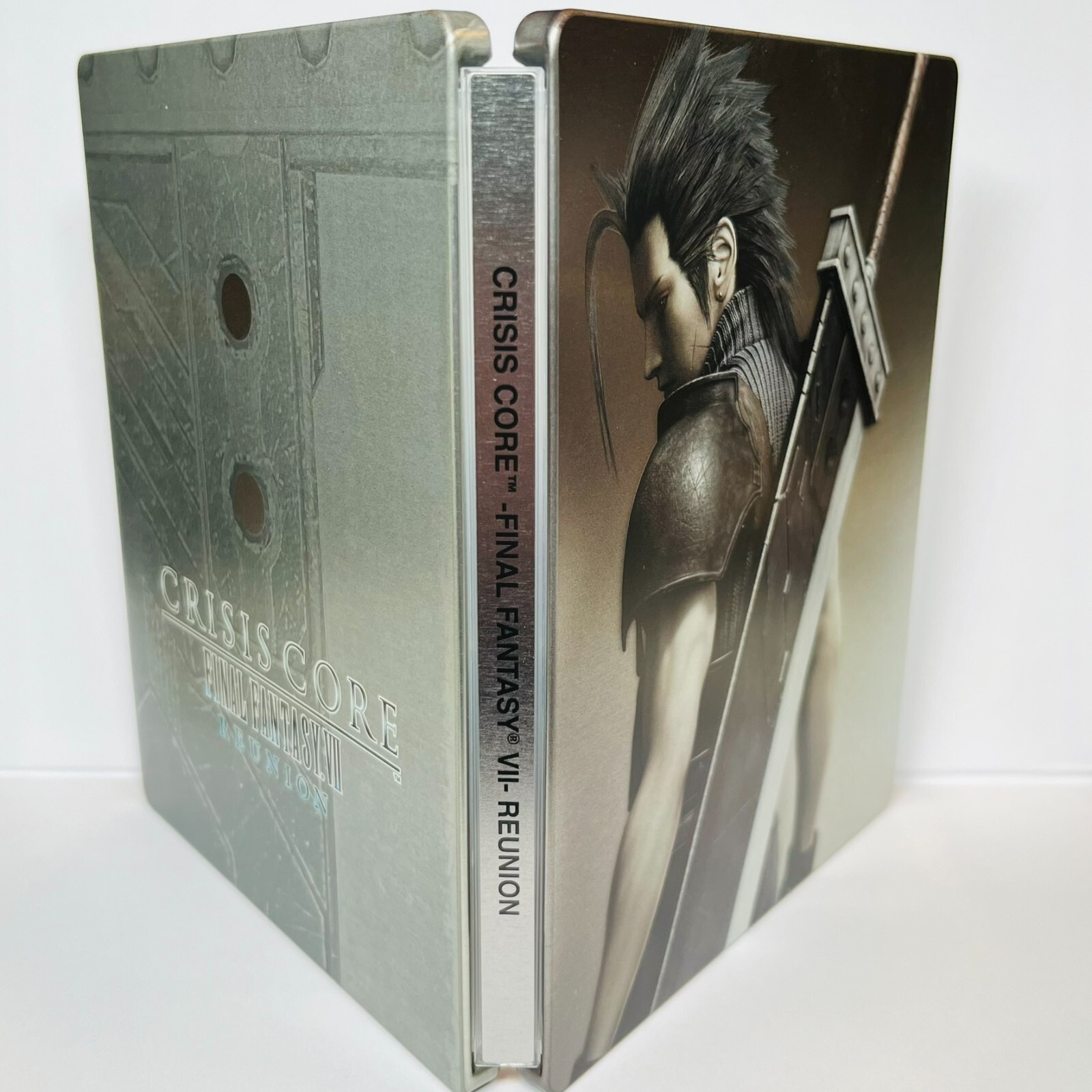 FINALFANTASYⅦCRISISCOREREUNIONスチールブックケース Crisis Core Final Fantasy VII Reunion Nintendo Switch
