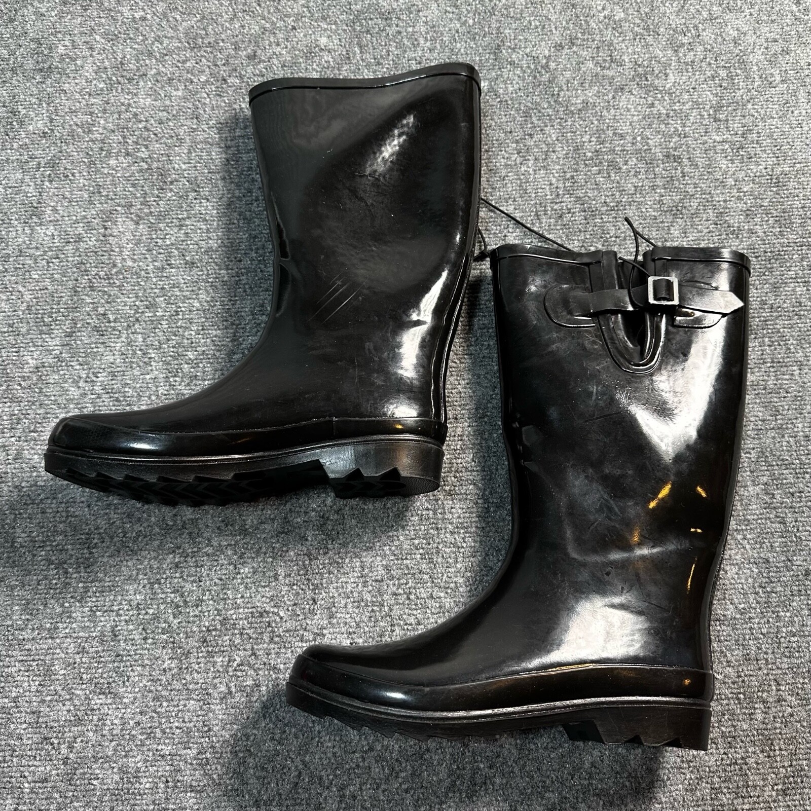 Fifth & Luxe Rubber Shoes Women 8 Black Fur Lined Buckle