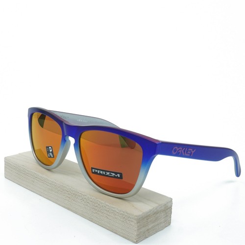 

[OO9013-F1] Мужские солнцезащитные очки Oakley Frogskins - Розовый Синий Fade Silver /Prizm Ruby, OO9013F155
