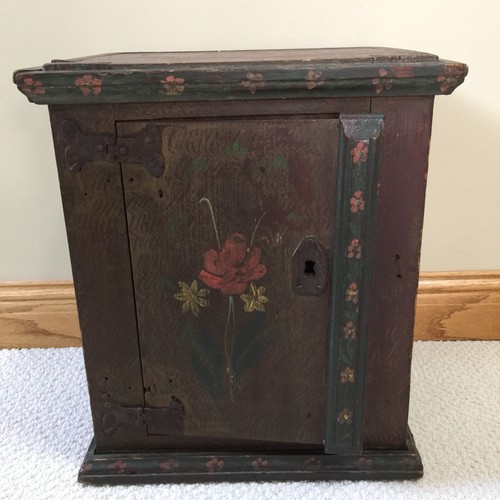 ANTIQUES PRIMITIVE 1800’s  HANDMADE HANDPAINTED PENN. CUPBOARD, COMPLETELY ORIG.
