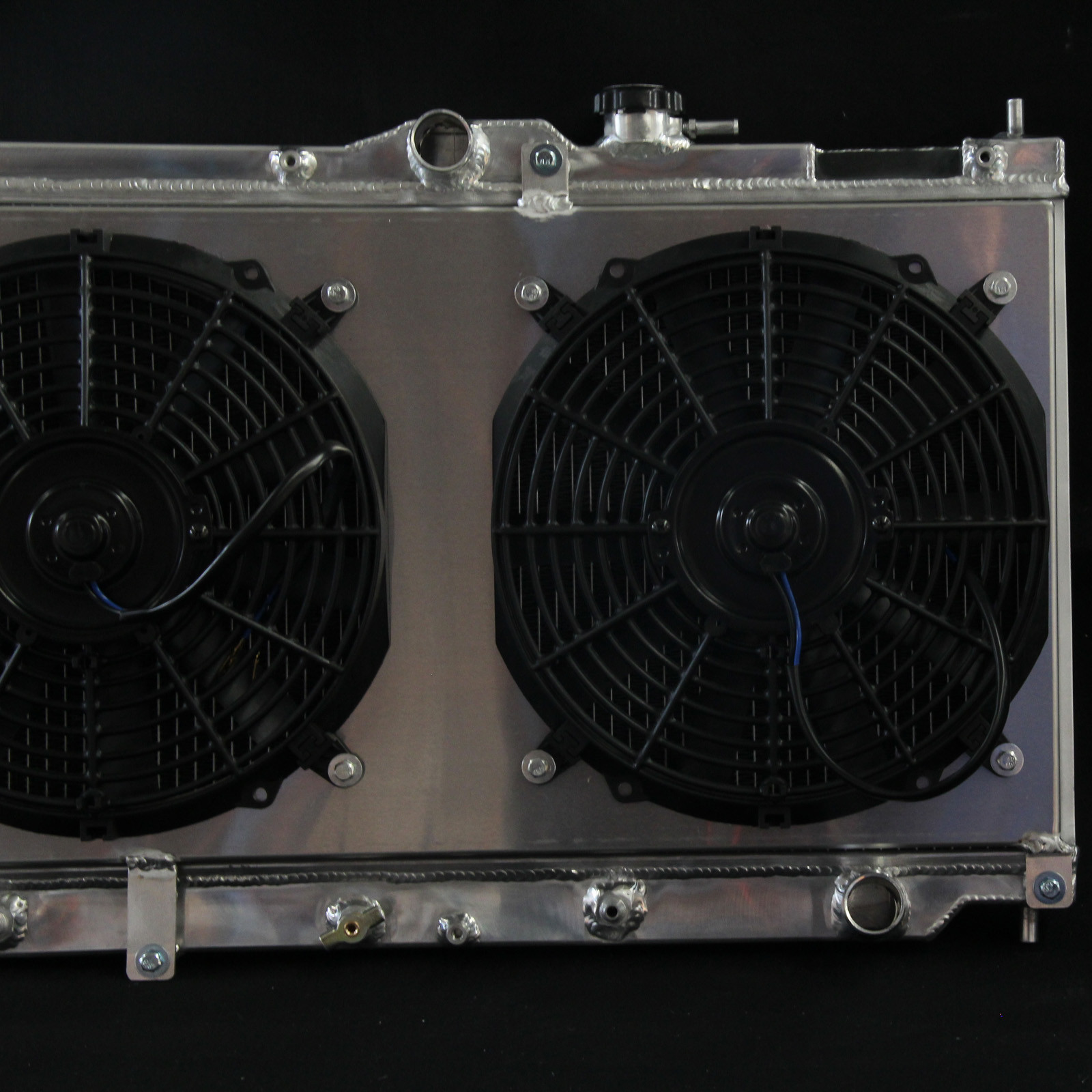2Row/CORE Aluminum Radiator+Fan Shroud For Honda Accord Prelude S VTEC