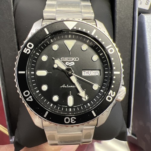Pre-owned Seiko 5 Sports 42.5 Mm Automatic Stainless Steel Black Dial Watch - Srpd55k1??