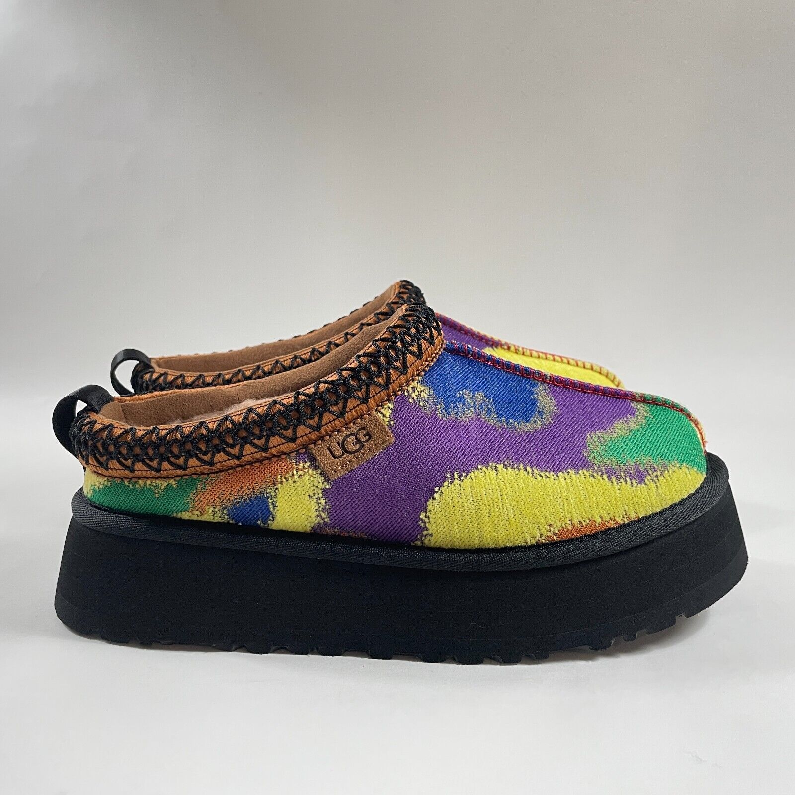 UGG Women's Tazz Pridepop Slipper 1144231 Size 6 NEW! | eBay UGG Women's Tazz Pridepop Slipper 1144231 Size 6 NEW! | eBay