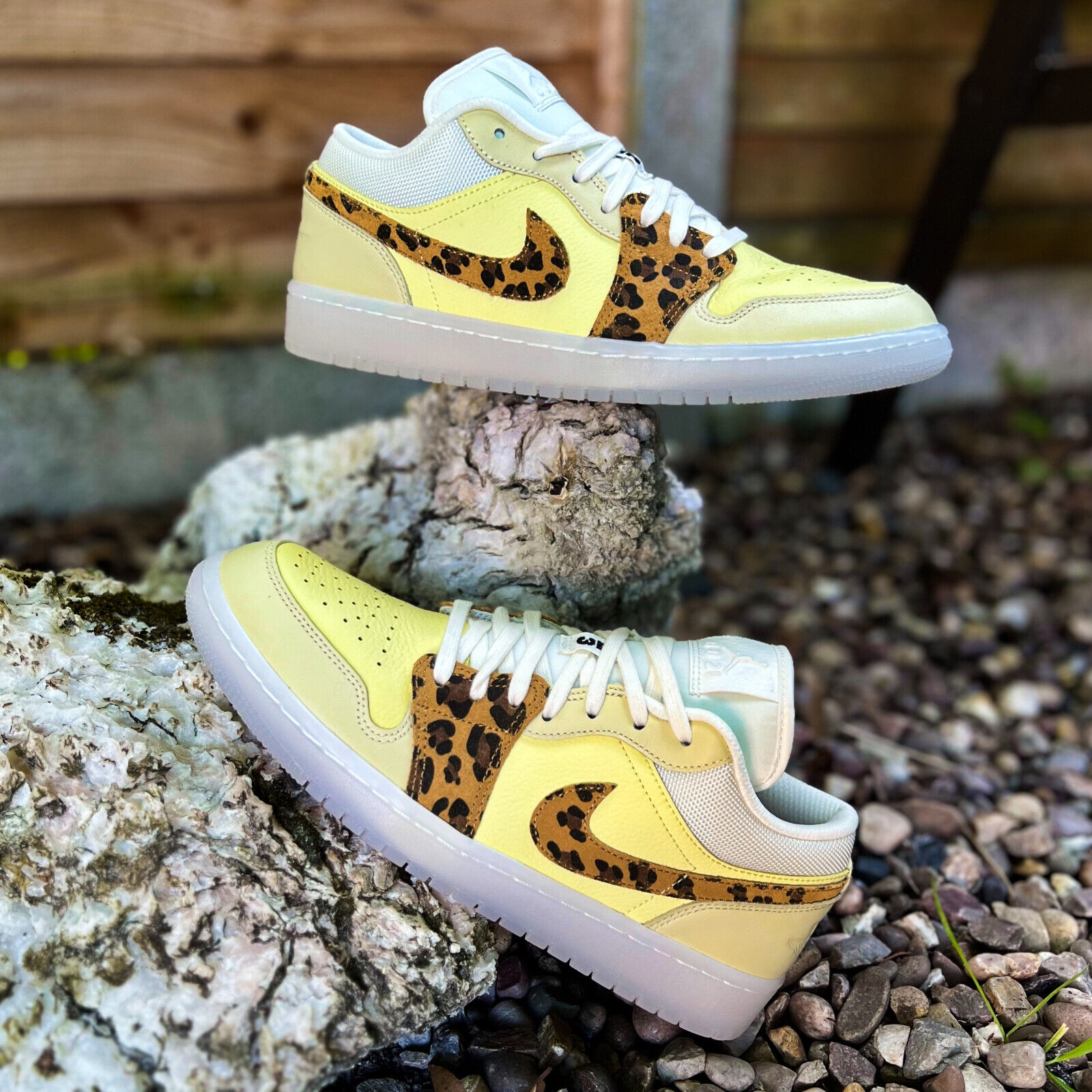 WMNS Nike Air Jordan 1 Low SNKRS Day DN6998-700 UK6.5 UK7 WMNS Nike Air Jordan 1 Low SNKRS Day DN6998-700 UK6.5 UK7