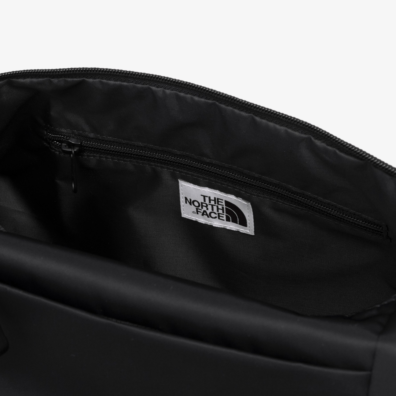THE NORTH FACE LIGHT DUFFLE BAG　ブラック New THE NORTH FACE LIGHT DUFFLE BAG SMALL NN2PQ53J BLACK