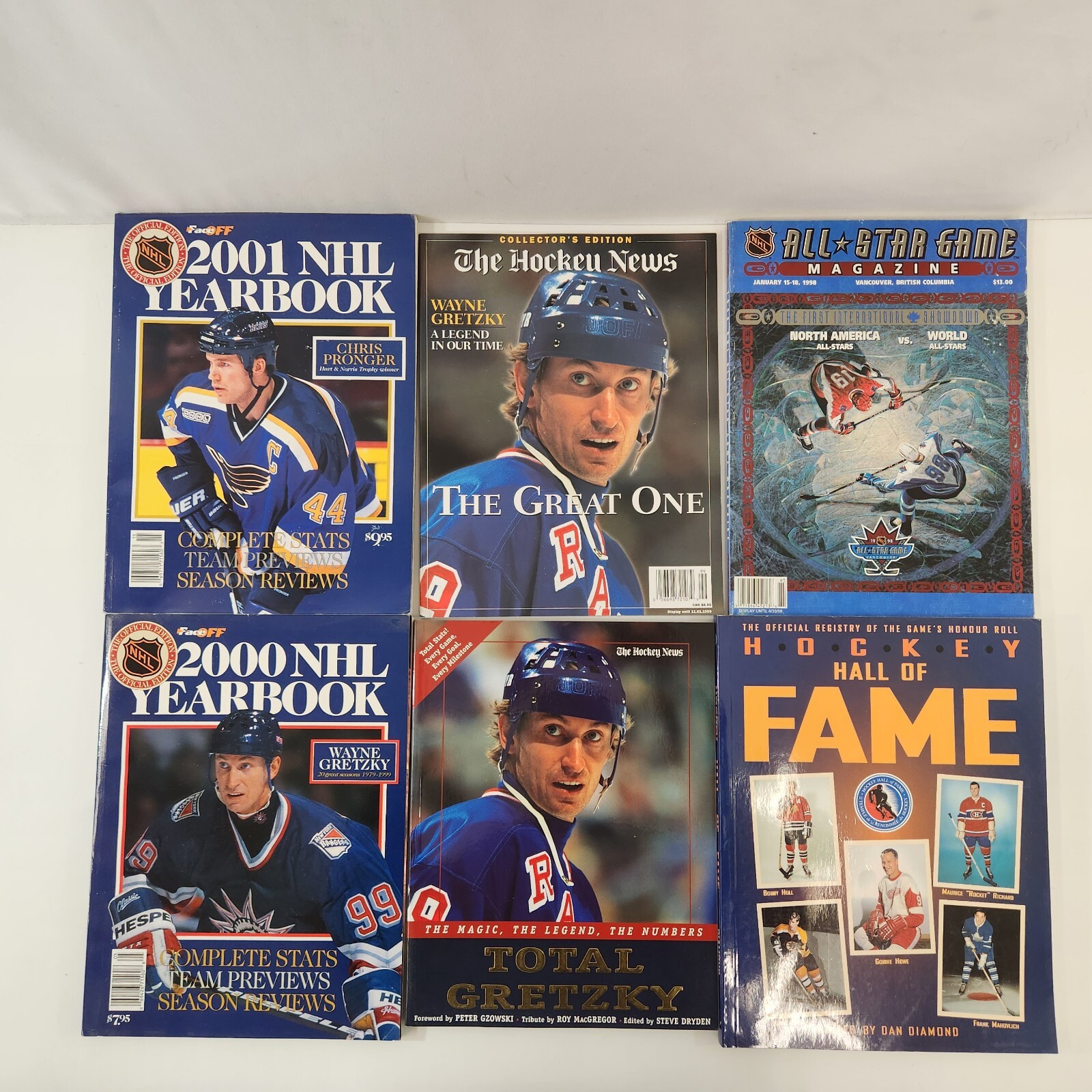 NHL Yearbook Hockey Magazine Lot Wayne Gretzky 2001 2002 Hall of Fame All Star