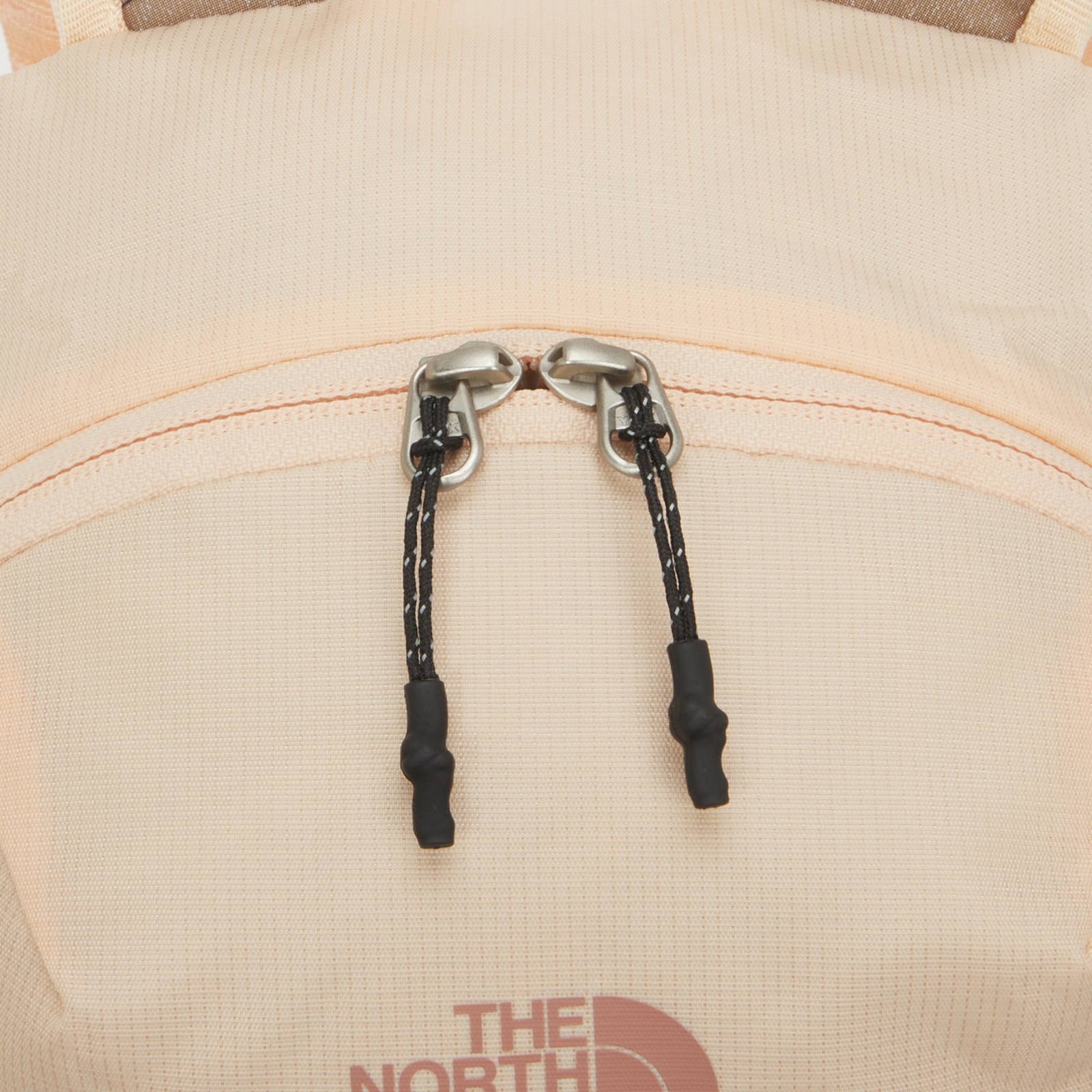 【THE NOTRH FACE】 STREAM 12‐PEACH New THE NORTH FACE STREAM 12 Liter ALPINE BACKPACK NM2SQ08B