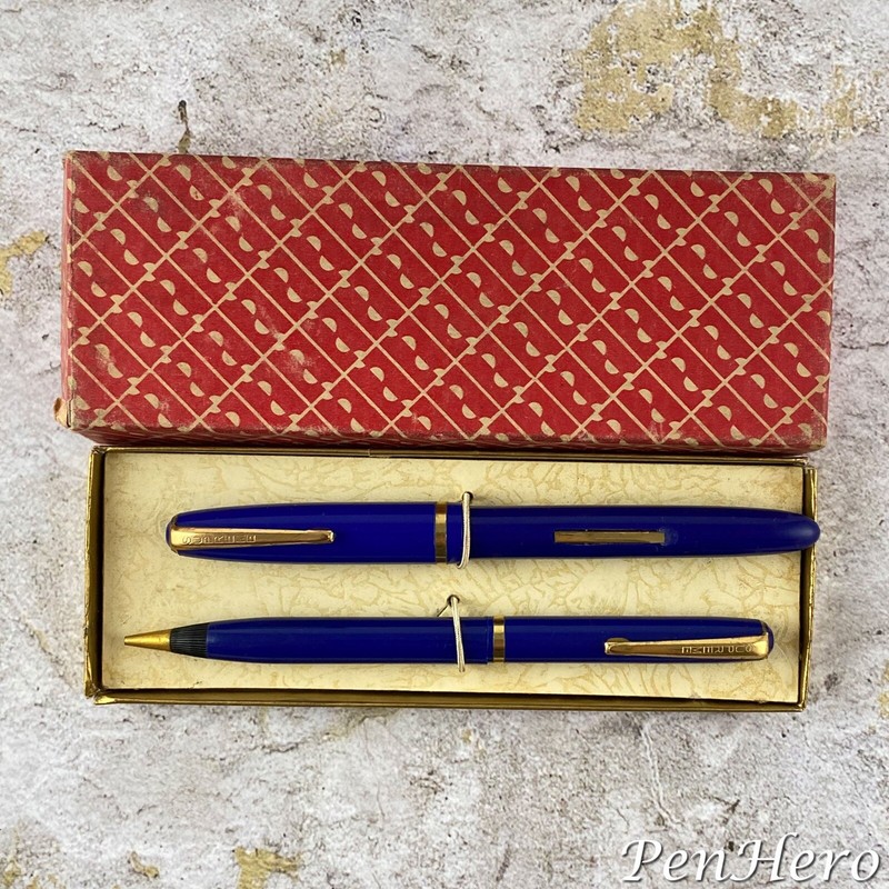 Wearever Supreme blue fountain pen and pencil set appears NOS