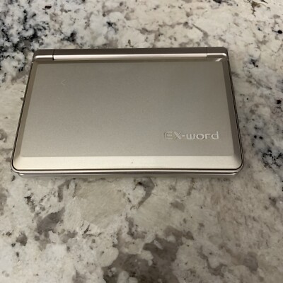 Casio EX-Word  XD-SF6300 Japanese-English Touch Pad Dictionary