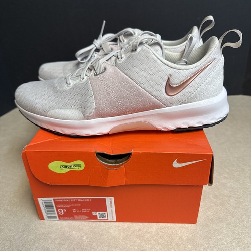 【Nike】 Nike City Amazon.com | NIKE Girl's WMNS City Trainer 3 Sneaker, Black