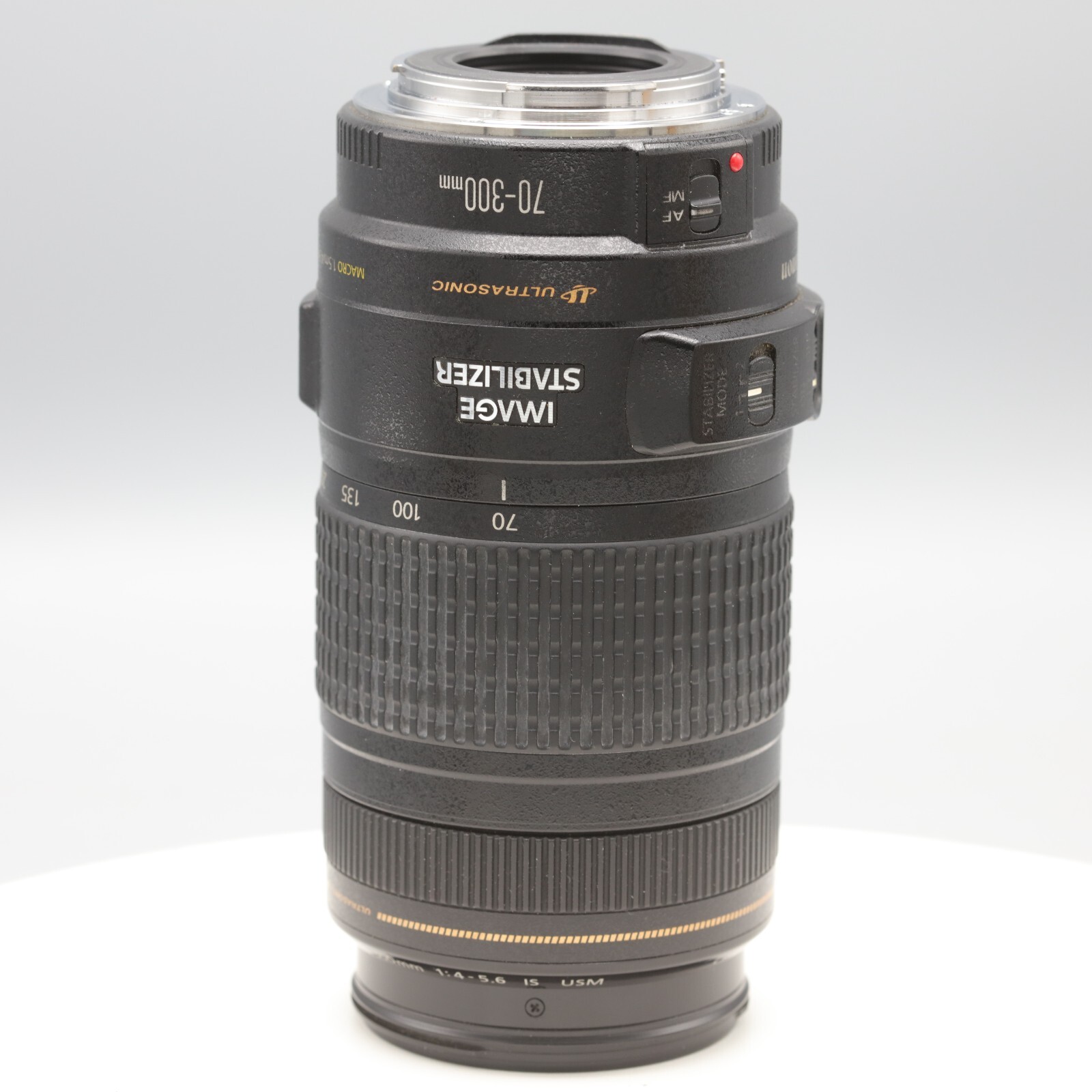 CANON EF 70-300 f4-5.6 zoom IS USM Lens For Parts or Repair