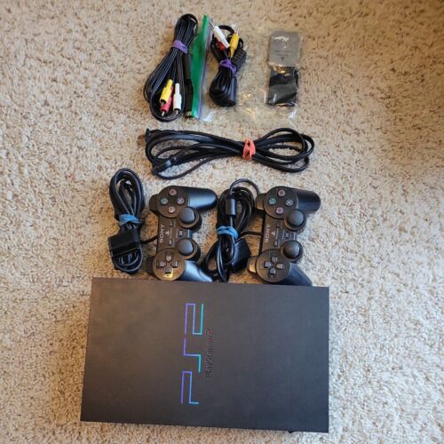 Sony Playstation 2 (PS2) Original (Fat) Console System SCPH-39001 2 controllers Sony Playstation 2 (PS2) Original (Fat) Console System SCPH-39001 2 controllers