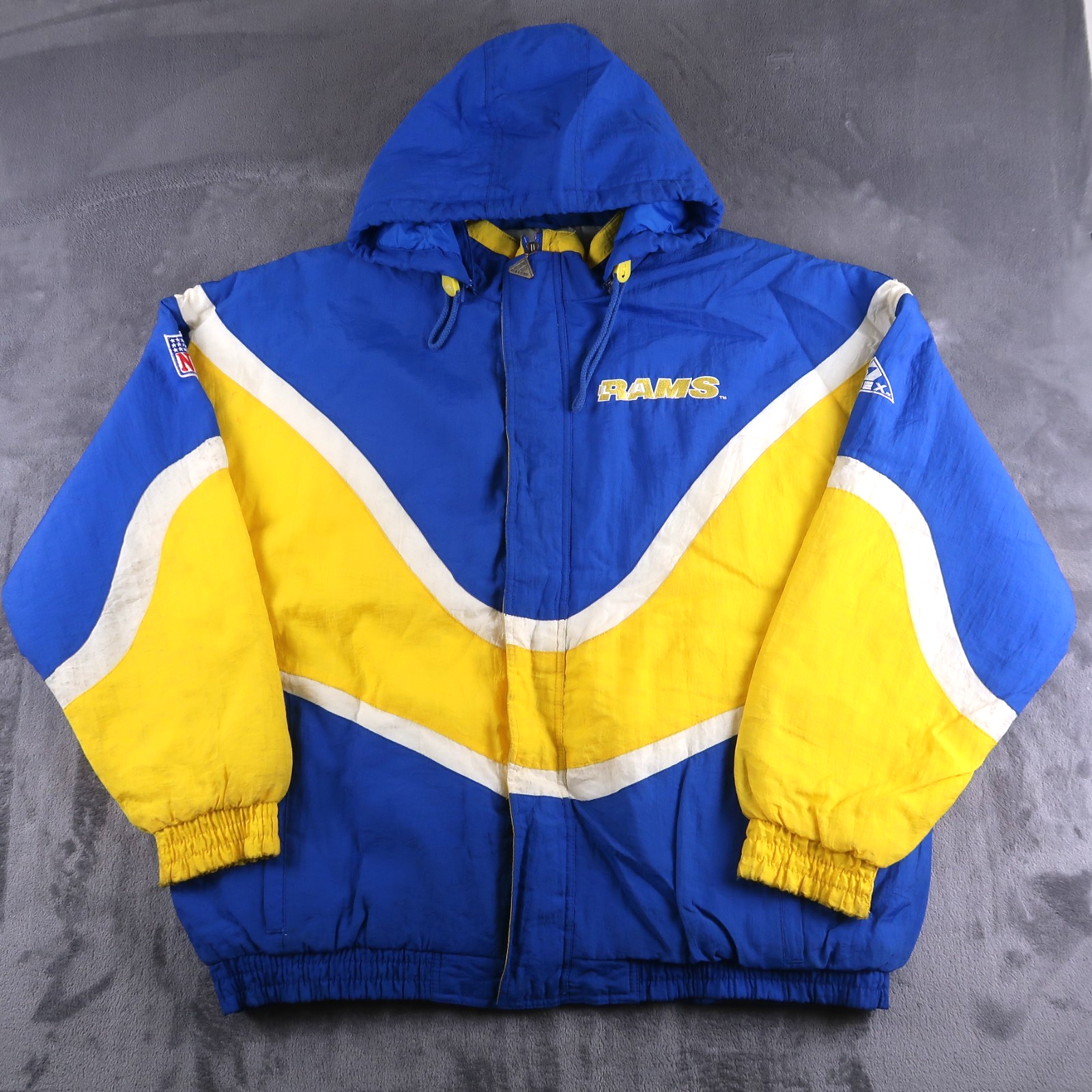 Vintage 90s Los Angeles Rams NFL Authentic Apex One Jacket XL LA